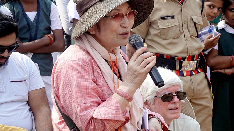 Dr Kazue Fujiwara and Dr Elgene Box of Prof. Miyawaki in a Miyawaki session at Kerala on 29 January 2020